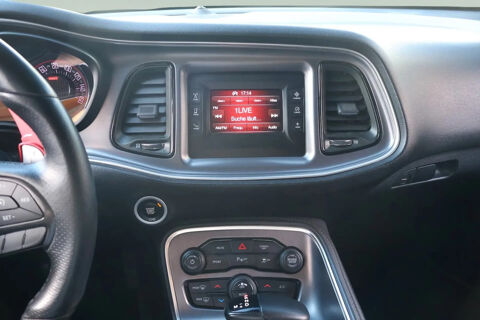 Challenger R/T HEMI V8 5.7 373 CH * AUTOMATIQUE * CARPLAY * CAM&Eacute;RA * D&Eacute; 2017 occasion 33150 Cenon