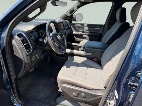 RAM 1500 Big Horn Crew Cab * V8 5.7 HEMI * 401 ch * CarPlay * Ca 2023 occasion 33150 Cenon