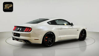 Mustang GT Fastback * V8 5.0 * 421 ch * BVM6 * Cam&eacute;ra * Pack Perform 2017 occasion 33150 Cenon