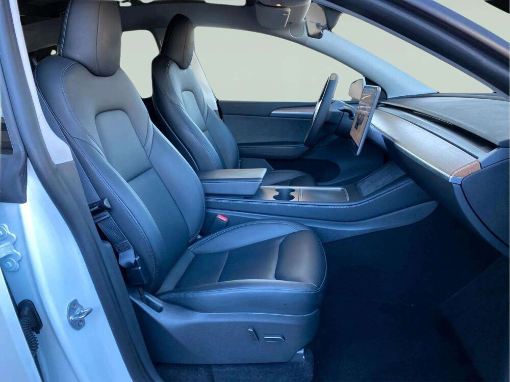 Model Y Tesla Propulsion Standard * Faible Kilom&eacute;trage * Res 2025 occasion 33150 Cenon