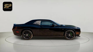 Challenger – V6 309 CH – BVA – 70 475 KM – CARPLAY – SI&Egrave;GES CHAUFFANTS 2023 occasion 33150 Cenon