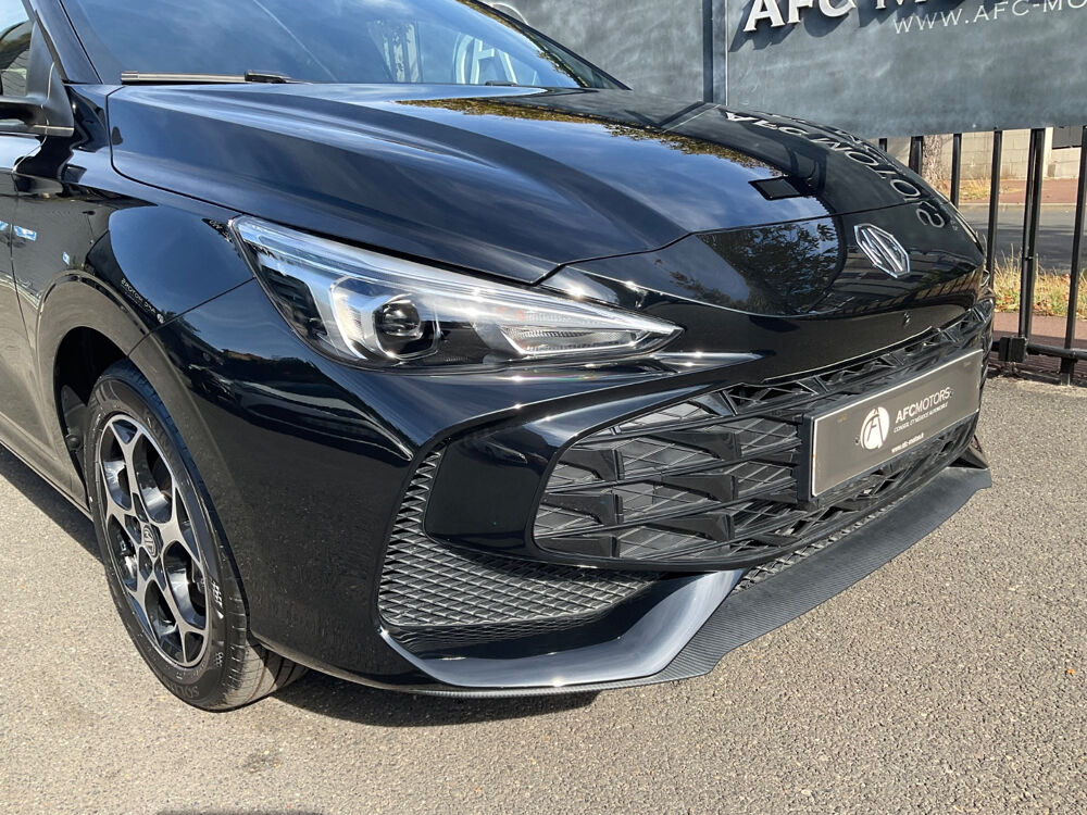 MG3 1.5 Hybrid+ 195ch Luxury 2026 occasion 94100 Saint-Maur-des-Foss&eacute;s