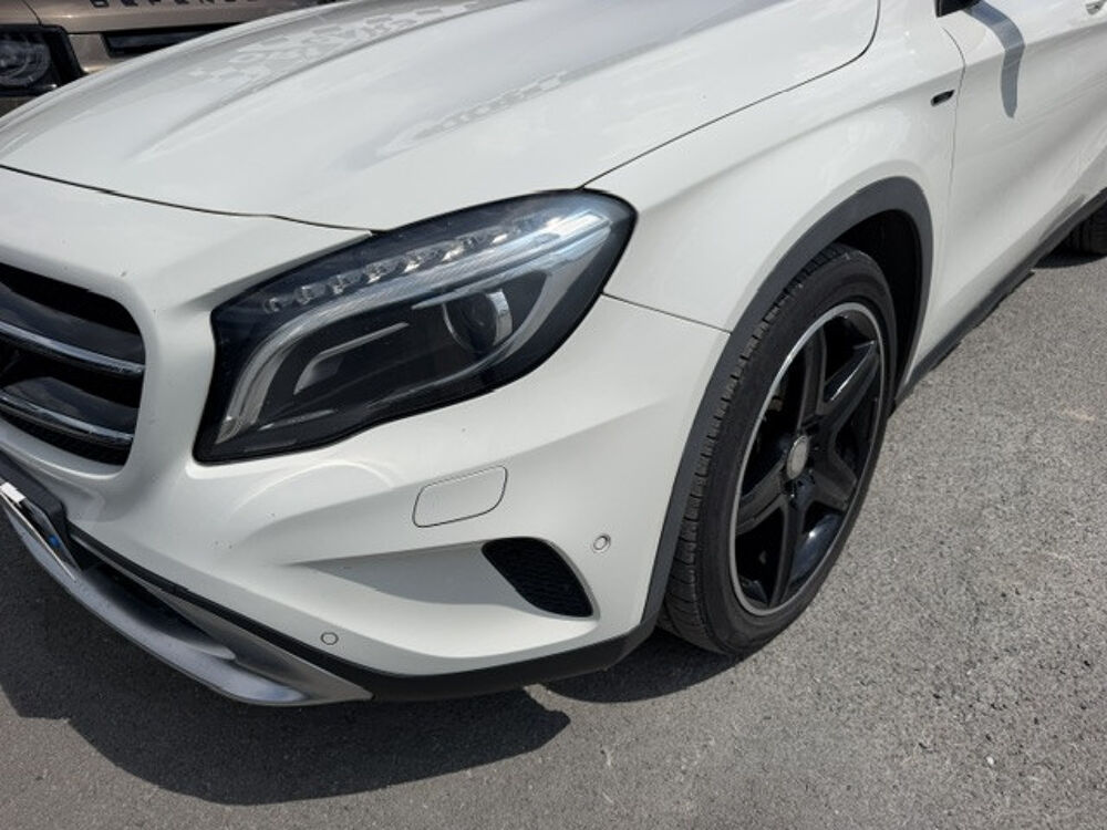 Classe GLA GLA 200 CDI 4 matic, edition1 toi ouvrant, sieges chauffants 2015 occasion 24750 Tr&eacute;lissac