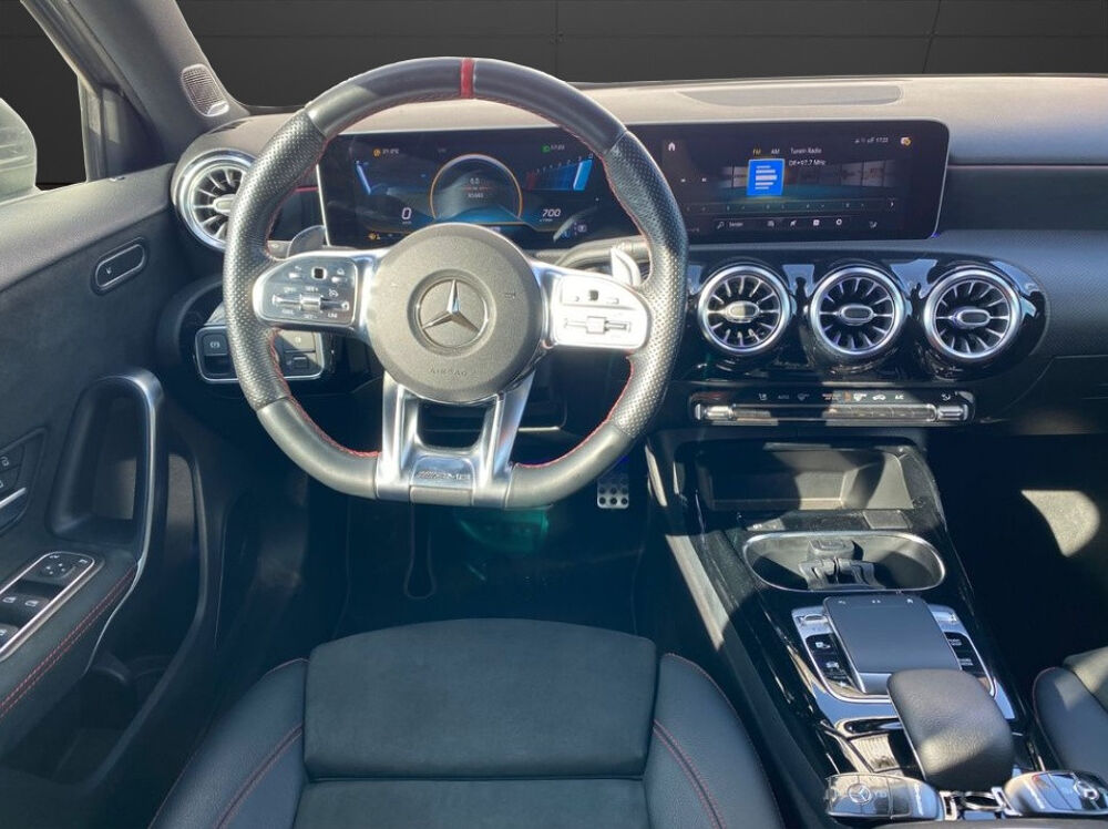 Classe A 35 AMG &middot; 2.0i 306ch &middot; 4Matic &middot; Burmester &middot; Si&egrave;ges chauffants 2020 occasion 33320 Eysines