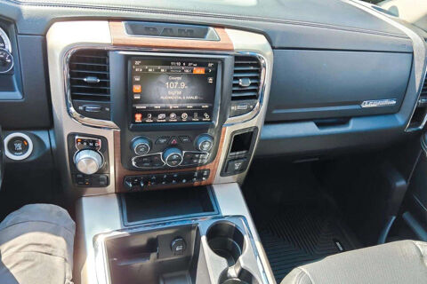 RAM 1500 EcoDiesel Laramie 243 ch * 4x4 * Cuir Noir * Suspension 2016 occasion 33150 Cenon