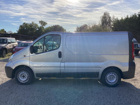 Vivaro 2.0 CDTI 115 ch TRAFIC 2007 occasion 33700 M&eacute;rignac