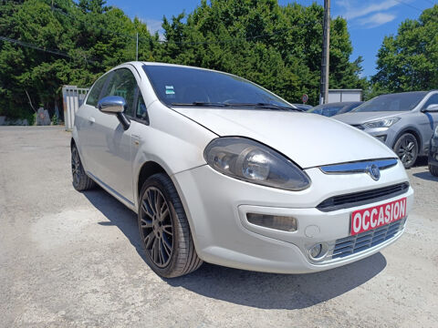 Grande Punto Active 2011 occasion 06220 Le Golfe Juan