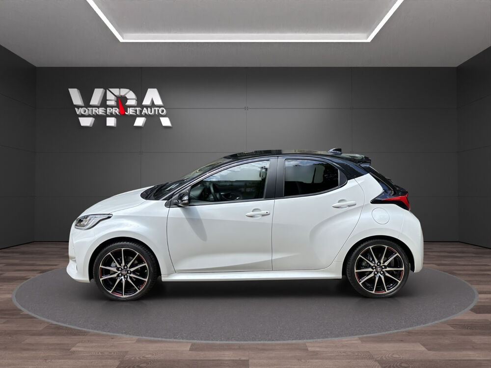Yaris Toyota GR Sport 1.5 Hybrid 116 ch e-CVT • Si&egrave;ges chauf 2023 occasion 33320 Eysines