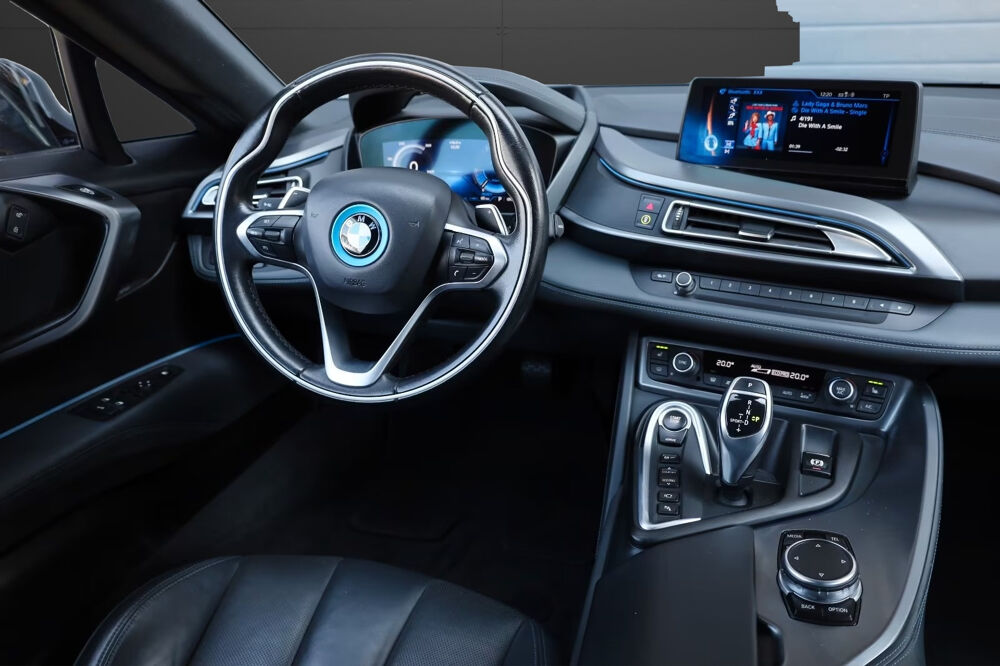 i8 Coup&eacute; Hybride Rechargeable – 362ch • xDrive • Apple CarPlay 2017 occasion 33320 Eysines