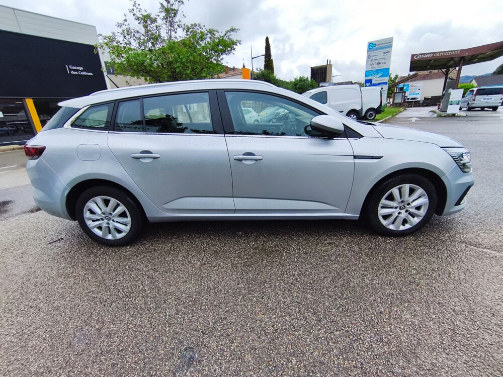M&eacute;gane ESTATE TCE 115 2021 occasion 26240 Saint-Vallier