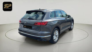Touareg ATMOSPHERE V6 EHYBRID 381 CH * PANO * CUIR SAVONA * CAM&Eacute;RA * 2021 occasion 33150 Cenon