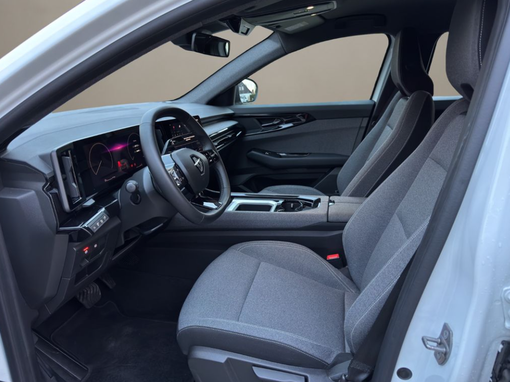 Austral 1.3 TCE EVOLUTION 1&egrave;re Main Cam&eacute;ra Carplay 2023 occasion 33320 Eysines