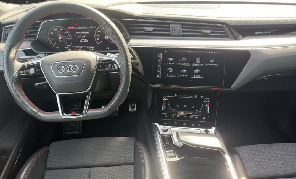 Q8 e-tron 50 Quattro S Line 340ch - Si&egrave;ges Chauffant - Volant m 2023 occasion 33320 Eysines