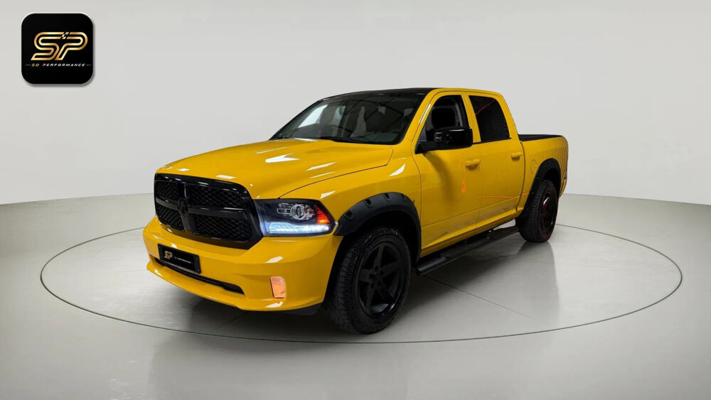 RAM BIGHORN CREW CAB 4X4 * V8 HEMI 5.7 401 CH * GPL * RUMBLE BEE 2019 occasion 33150 Cenon