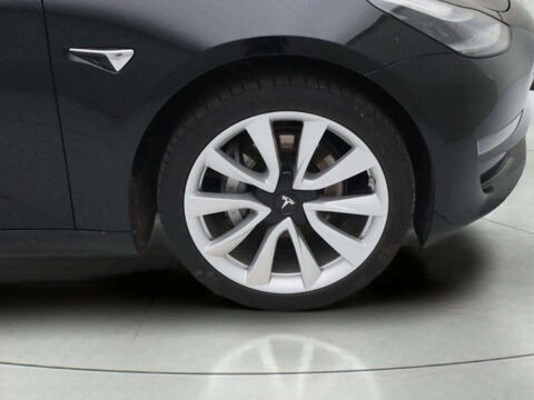 Model 3 3 Standard Range Plus 306 ch * Autopilot * Pano * 19" * 2019 occasion 33150 Cenon