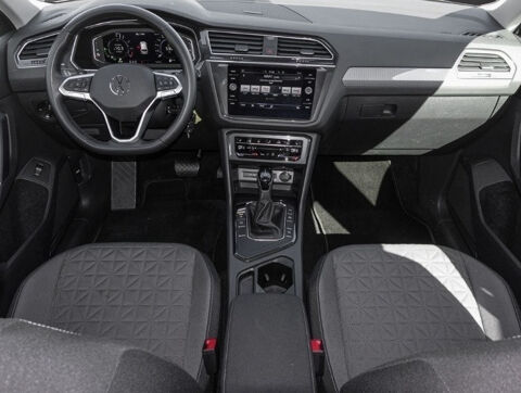 Tiguan 1.4 eHybrid 245 ch DSG &middot; Life – CarPlay, ACC, Attelage &eacute;lect 2022 occasion 33320 Eysines