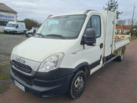 Iveco Daily Standard 2014 occasion Chaillé-les-Marais 85450