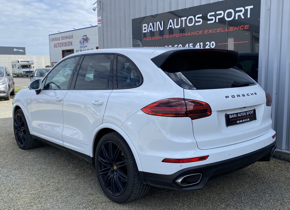 Cayenne Diesel Platinum Edition Tiptronic 2016 occasion 35470 Bain-de-Bretagne