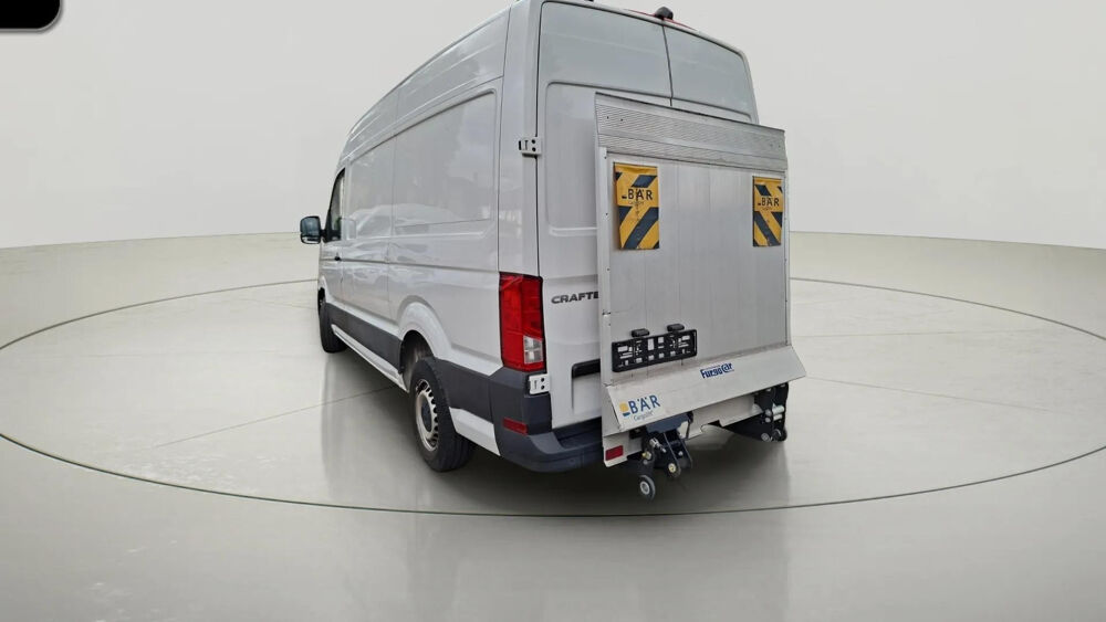 Crafter 35 TDI L3H3 * 140 CH * HAYON B&Auml;R * CAM&Eacute;RA * APP-CONNECT * 1&Egrave; 2021 occasion 33150 Cenon