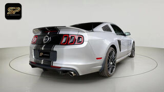 Mustang GT 5.0 * V8 * 426 ch * BVM * Cuir * Faible Kilom&eacute;trage 2013 occasion 33150 Cenon
