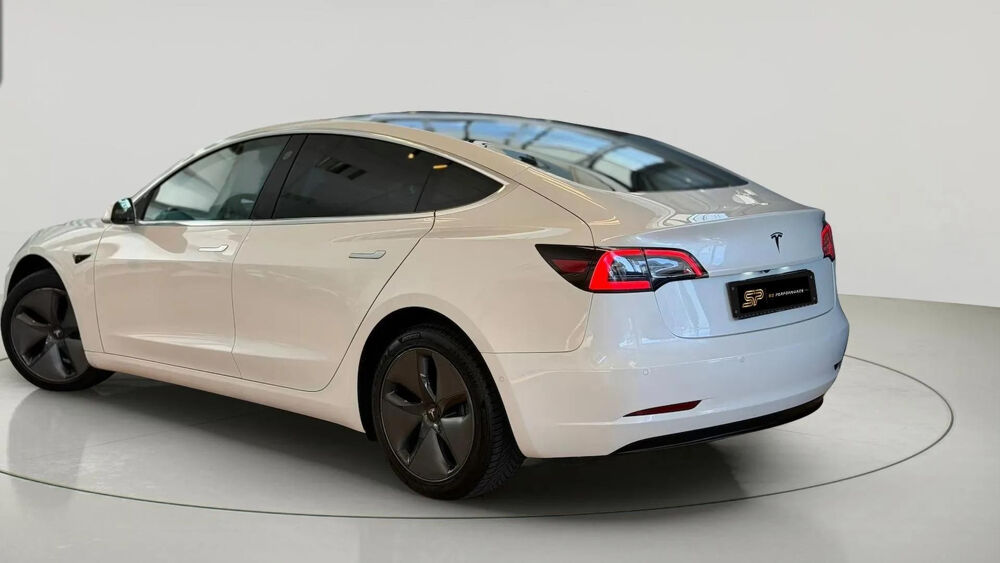 Model 3 STANDARD RWD PLUS 60 KWH 238 CH * AUTOMATIQUE * TOIT PANORAM 2019 occasion 33150 Cenon