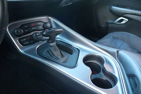 Challenger R/T HEMI V8 5.7 373 CH * AUTOMATIQUE * CARPLAY * CAM&Eacute;RA * D&Eacute; 2017 occasion 33150 Cenon