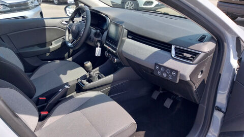 Clio V CLIO V DCI 100CV EVOLUTION Auto-Ecole 2024 occasion 26240 Saint-Vallier