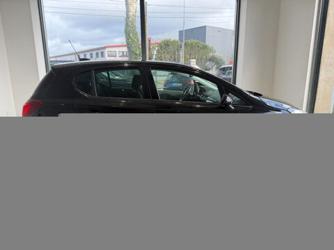 Corsa 1.4 Turbo 100ch Black Edition Start/Stop 5p 2017 occasion 31150 Fenouillet