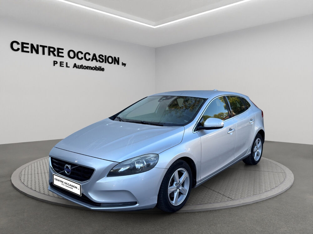 V40 1.6D 115 Momentum 2013 occasion 83140 Six-Fours-les-Plages