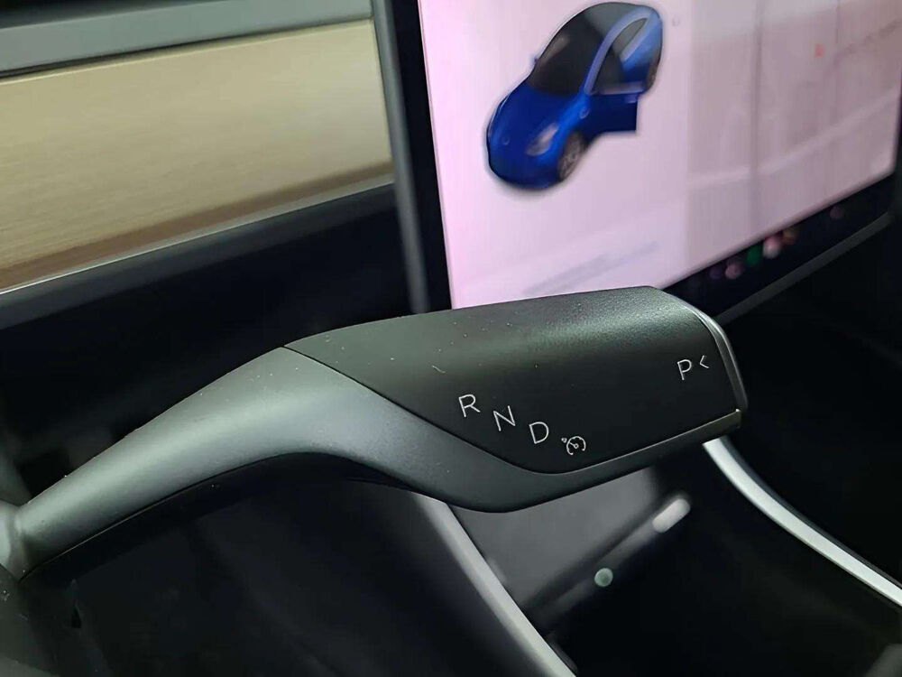 Model 3 STANDARD RANGE PLUS RWD * 299 CH * TOIT PANO * ACC 2019 occasion 33150 Cenon