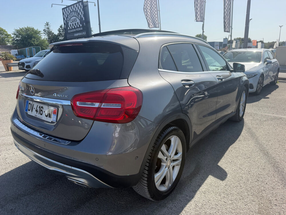 Classe GLA GLA 200 CDI / d 4Matic , camera de recul, toit ouvrant, gps 2015 occasion 24750 Tr&eacute;lissac