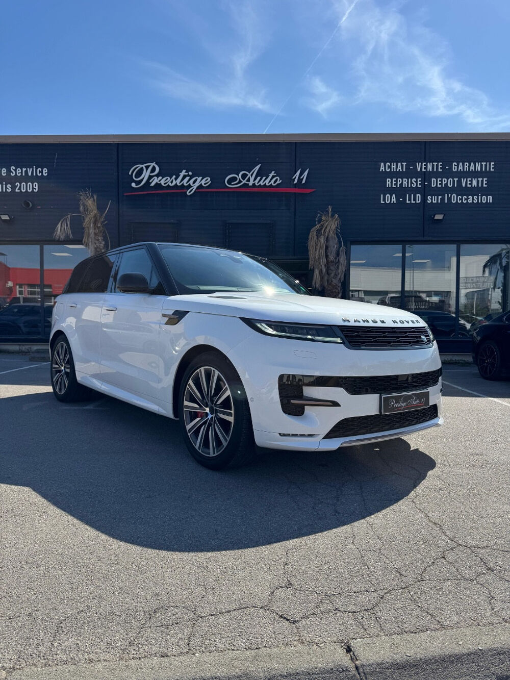 Range Rover R Dynamic HSE P 460 Hybrid 1ere Main TVA r&eacute;cup&eacute;rable 27 000 2024 occasion 11100 Narbonne