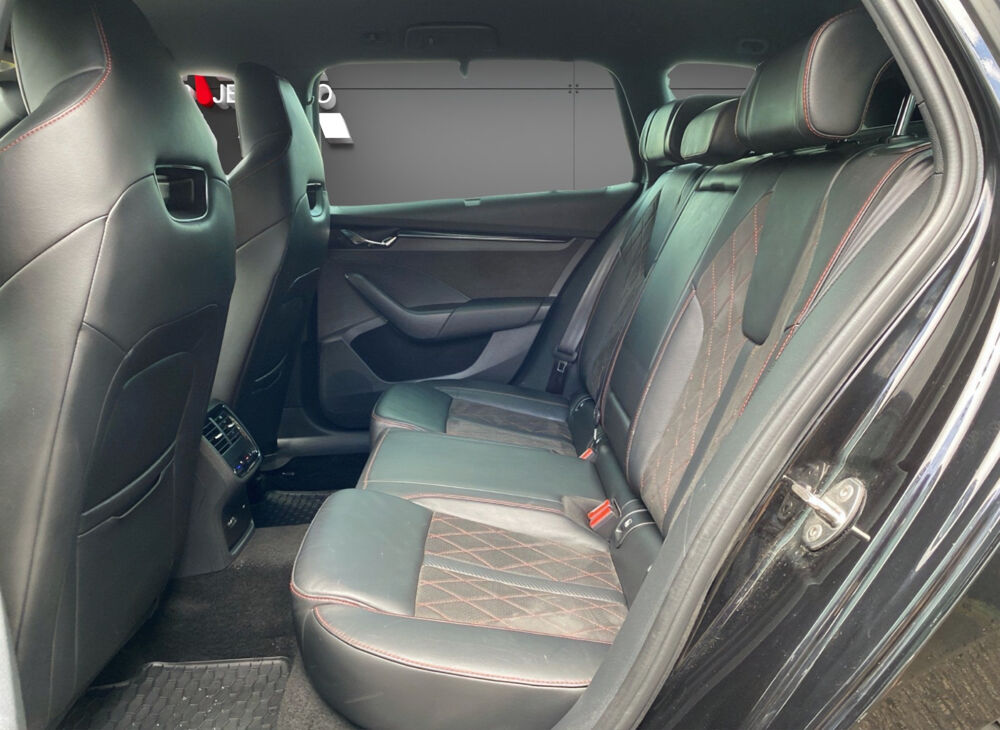 Octavia Combi RS 2.0 TDI 200 ch DSG • Matrix LED • HUD • Si&egrave;ges mass 2021 occasion 33320 Eysines