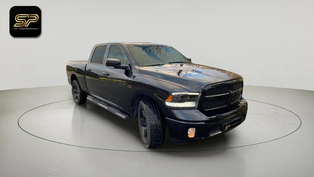 RAM 1500 Bighorn 5.7 V8 HEMI 401 ch * Double Cab * Long Bed * Su 2019 occasion 33150 Cenon