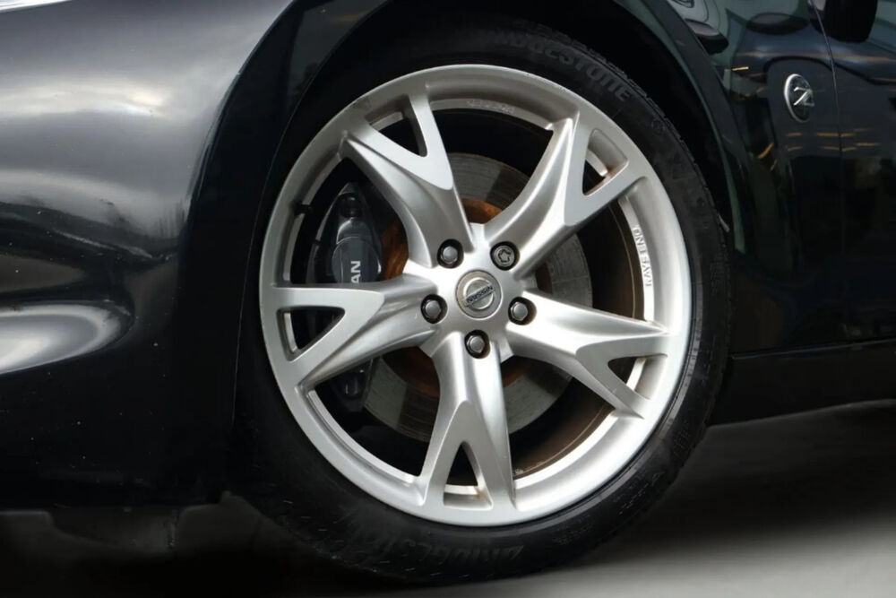 370 Z ROADSTER 3.7 V6 PACK * 328 CH * BVA * CUIR * X&Eacute;NON 2011 occasion 33150 Cenon