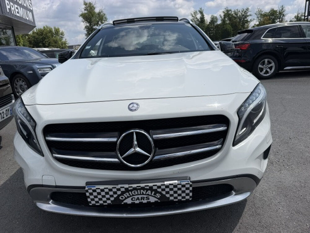 Classe GLA GLA 200 CDI 4 matic, edition1 toi ouvrant, sieges chauffants 2015 occasion 24750 Tr&eacute;lissac