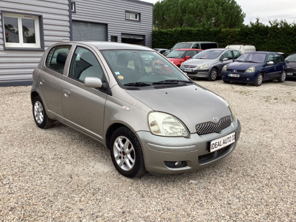 Yaris 1.0 Linea Luna 2005 occasion 33700 M&eacute;rignac