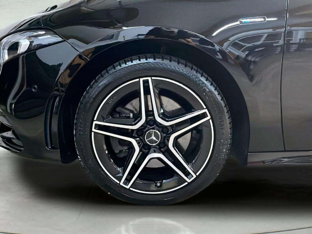Classe A E 218 CH AMG LINE * MBUX * CAM&Eacute;RA * CARPLAY * TVA 2021 occasion 33150 Cenon