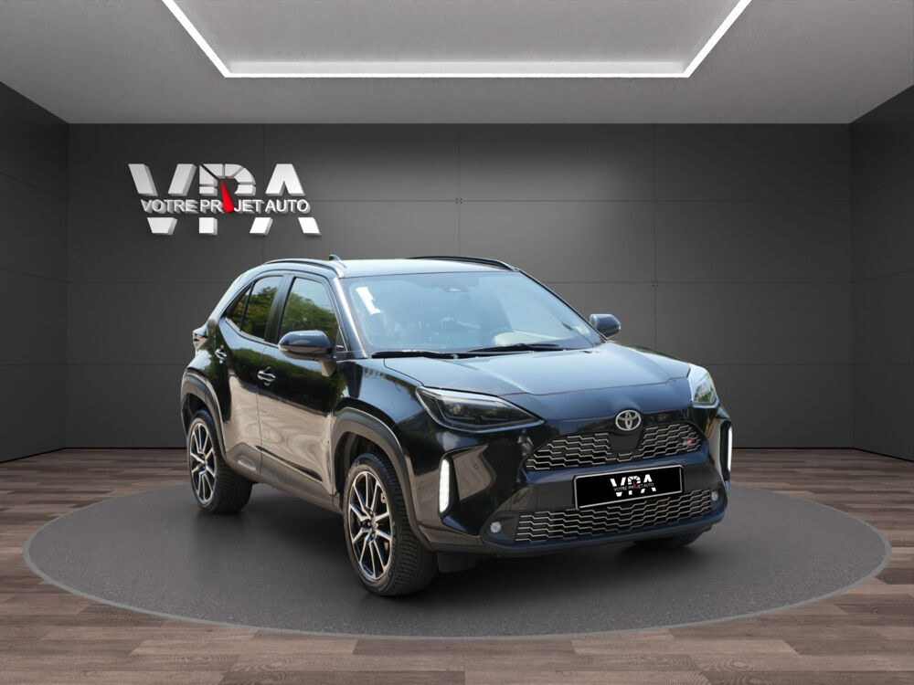 Yaris GR Sport 1.5 Hybrid 116 ch e-CVT • Toit panoramique • ACC • 2023 occasion 33320 Eysines