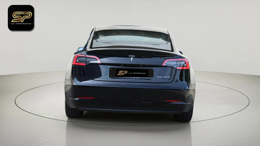 Model 3 Grande Autonomie AWD * 75 kWh * SOH 88 % * Autopilot * Toit 2019 occasion 33150 Cenon