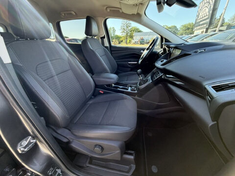 Kuga Executive, camera de recul, gps, telephone etc... 2017 occasion 24750 Tr&eacute;lissac