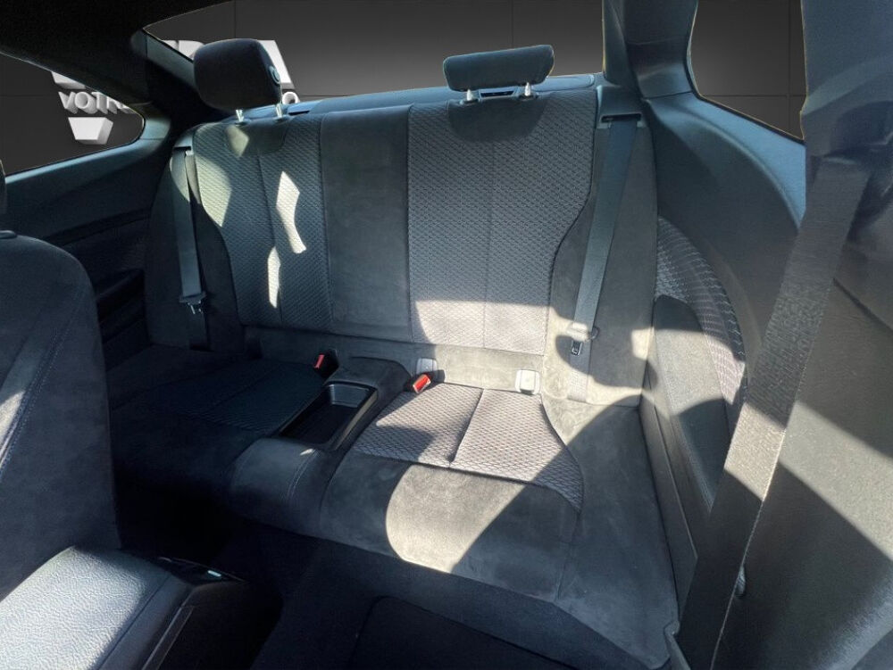Serie 2 M235i xDrive | 326 ch | Bo&icirc;te auto | Si&egrave;ges sport | Alcantar 2015 occasion 33320 Eysines