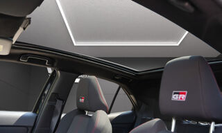 Yaris GR Sport 1.5 Hybrid 116 ch e-CVT • Toit panoramique • ACC • 2023 occasion 33320 Eysines