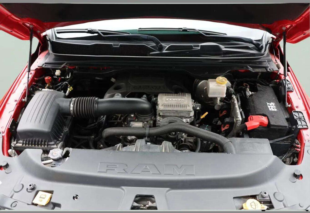 RAM BIG HORN CREW CAB 4X4 * V8 HEMI ETORQUE 401CH * CUIR * CARPL 2021 occasion 33150 Cenon