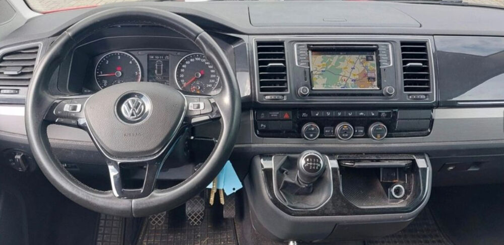 MULTIVAN Multivan G&eacute;n&eacute;ration Six 2.0TDI-Autom.-Bicolore 2016 occasion 33320 Eysines