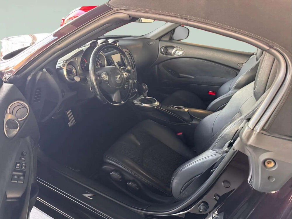 370 Z Roadster Pack Premium * V6 3.7 * 328 ch * BVA * Bose * GPS 2011 occasion 33150 Cenon