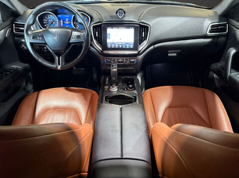 Ghibli 3.0 V6 Diesel 275 ch – Cuir brun, Toit panoramique, Cam&eacute;ra d 2019 occasion 33320 Eysines