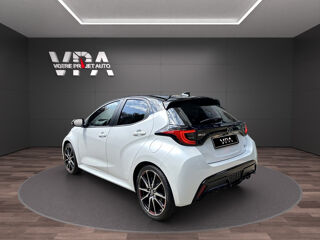 Yaris Toyota GR Sport 1.5 Hybrid 116 ch e-CVT • Si&egrave;ges chauf 2023 occasion 33320 Eysines