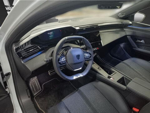 308 GT &middot; 1.2 PureTech 130 &middot; EAT8 &middot; Cam&eacute;ra &middot; Si&egrave;ges Sport &middot; Apple 2024 occasion 33320 Eysines