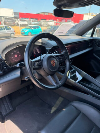Macan 4 1ERE MAIN TVA Origine France Gris Glacier Display Ecran p 2025 occasion 11100 Narbonne